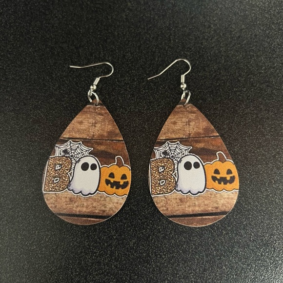 Halloween PU Leather Earrings 🎃👻 - Picture 2 of 3